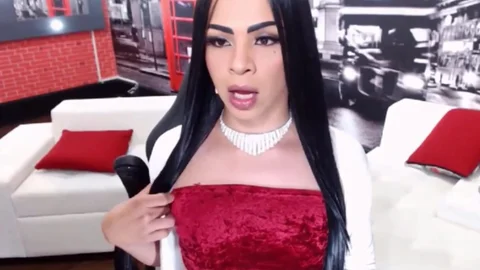 Briana Villa cam Show