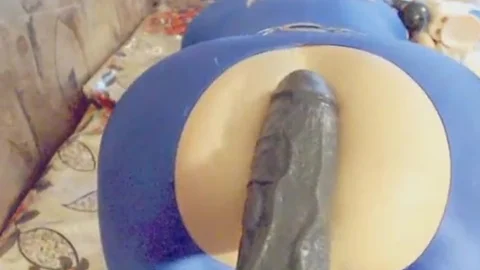 fine blond ladyman Hard Plays Her ass