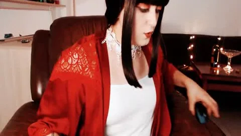 sexy Russian babe Cums For you On cam