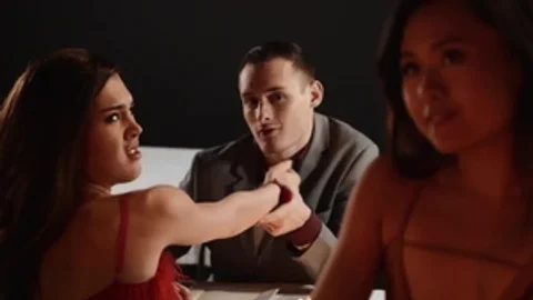 TransAngels.com: Couple Daisy Taylor in restaurant kissing