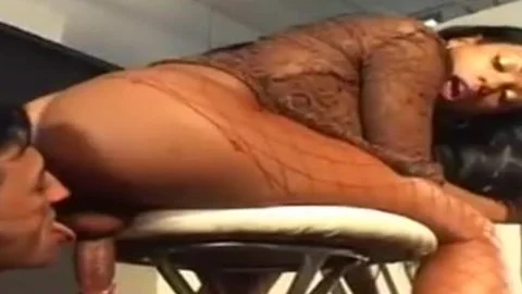 active ebony TS slamls Wgreetingste man