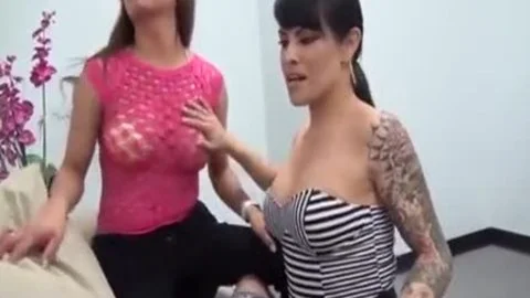 Foxxy And Carmen Moore pound In trio