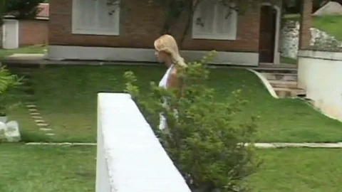 Leggy shetwink bitch Works Outdoor