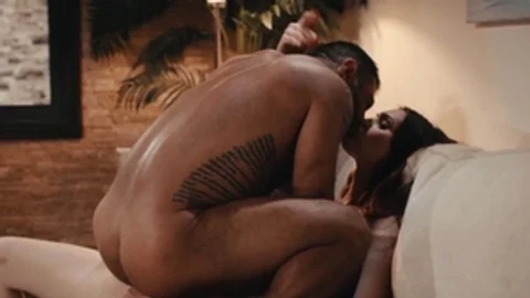 Transsensual.com: Tori Easton amongst Draven Navarro in the bed