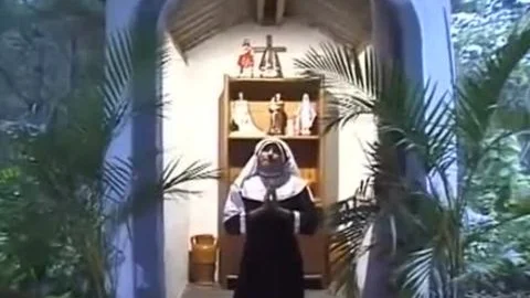 she-MALE SUPERMODEL CAROL - Scene 2