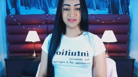 Hottest Masturbating tranny On cam