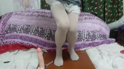 Japanese CD Squirts A dirty Load