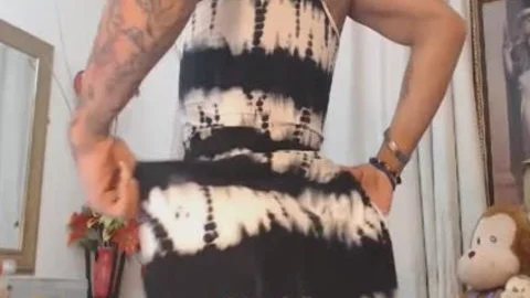 Tattooed sheboy slut receives So yummy On Show