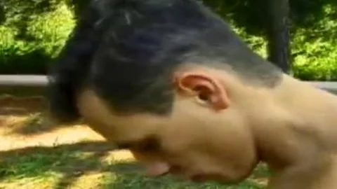 Bottom boy Wraps Lips Around Brazilian Fair-haired tranny Renata Davila's Hard wang And Gives butt For Her wang