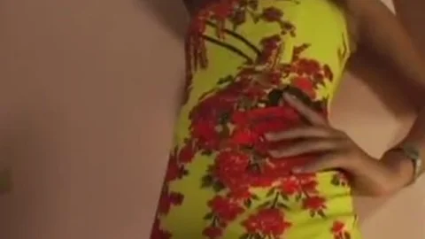 attractive Ladyboy Shows her sexual Skills