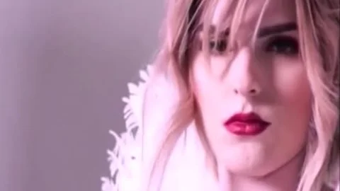 Ella Hollywood slammed