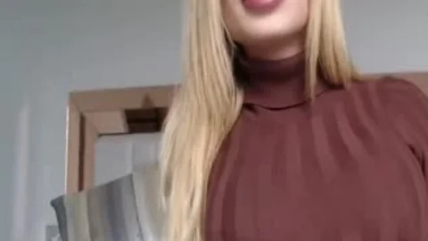 babe Silicone bazookas latina Trans